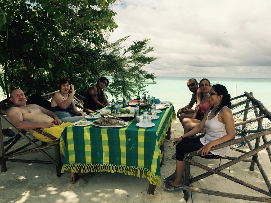 Sunset Holidays Huraa Exterior foto